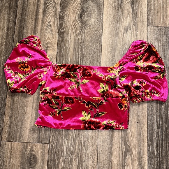 Floral Crop Top - Picture 1 of 5